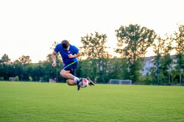 3-0！世界杯疯狂1夜：三项队史纪录+新世界纪录诞生，非洲成赢家｜开云官网（配图示意）